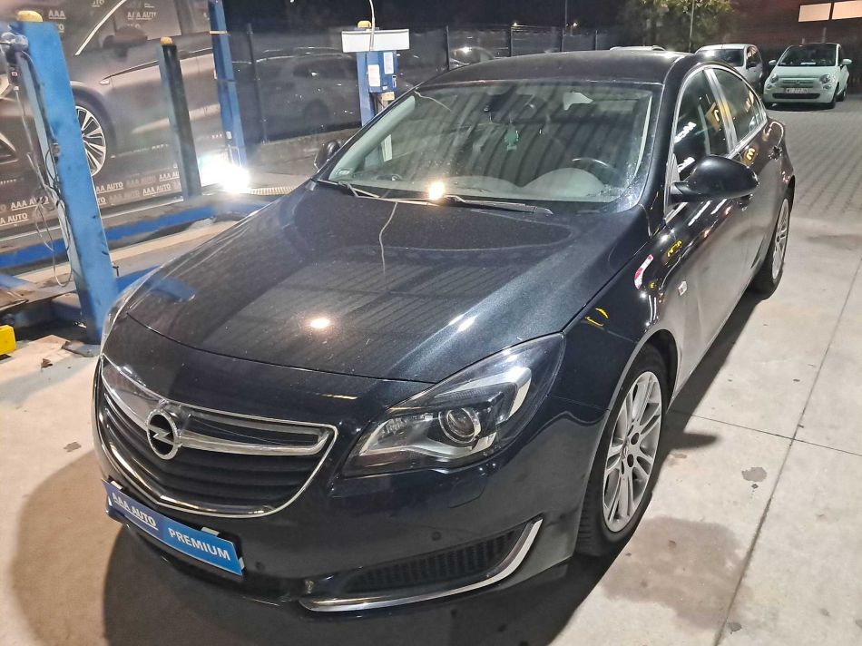 Opel Insignia - 2015