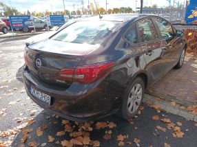 Opel Astra - 2015