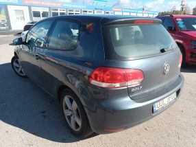 Volkswagen Golf - 2010
