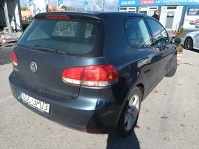 Volkswagen Golf - 2010