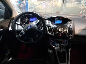 Ford Focus - 2012