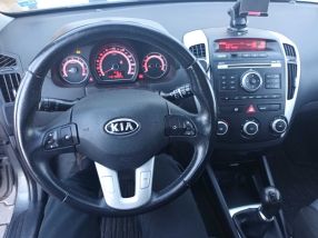 Kia Ceed - 2010