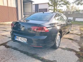 Volkswagen Passat - 2021