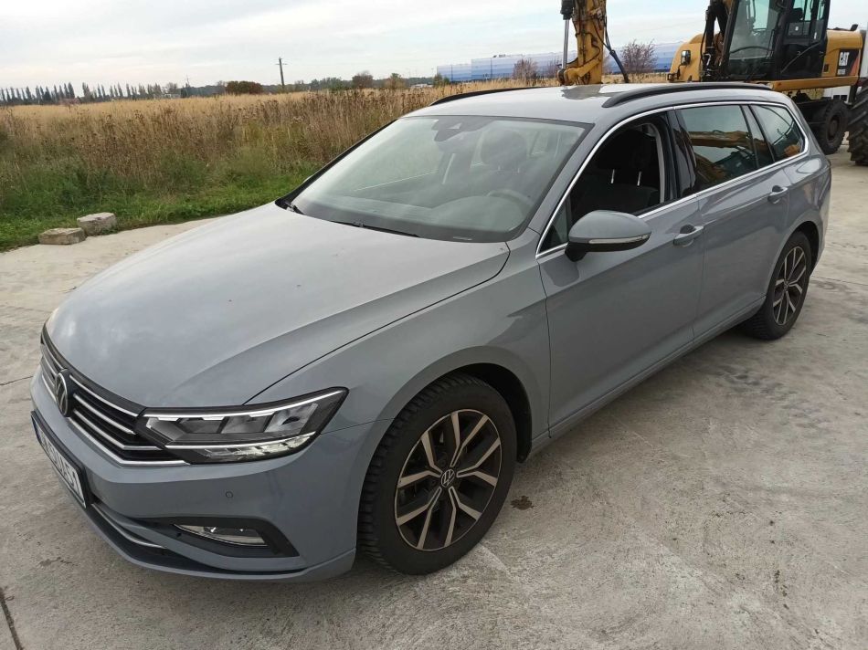 Volkswagen Passat - 2022