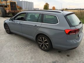 Volkswagen Passat - 2022
