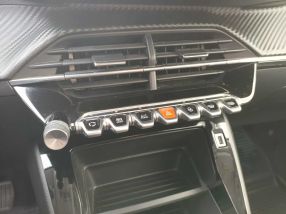 Peugeot 208 - 2020