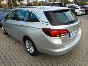 Opel Astra - 2019