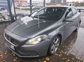 Volvo V40 - 2015