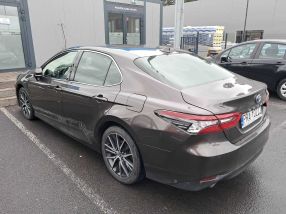 Toyota Camry - 2021