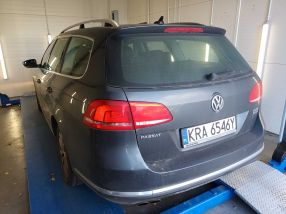 Volkswagen Passat - 2011