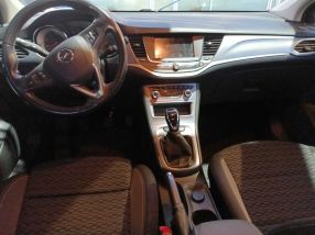 Opel Astra - 2021