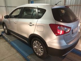Suzuki SX4 S-Cross - 2015