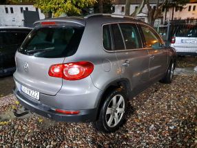 Volkswagen Tiguan - 2009