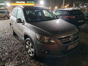Volkswagen Tiguan - 2009