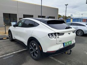 Ford Mustang Mach-E - 2021