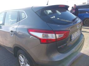 Nissan Qashqai - 2015