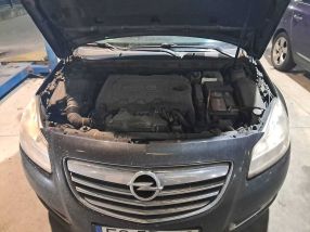 Opel Insignia - 2011