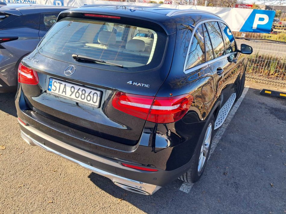 Mercedes-Benz GLC - 2016