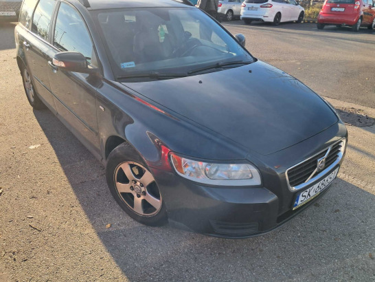 Volvo V50