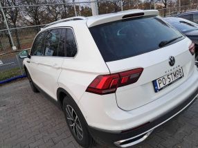 Volkswagen Tiguan - 2021