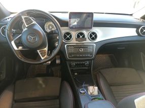 Mercedes-Benz GLA - 2016