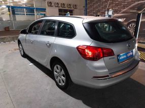 Opel Astra - 2015