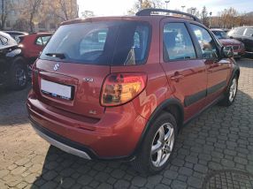 Suzuki SX4 - 2013