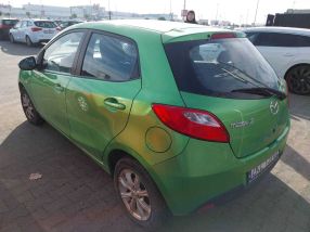 Mazda 2 - 2011