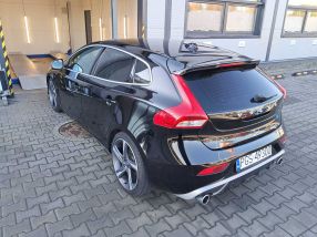 Volvo V40 - 2018