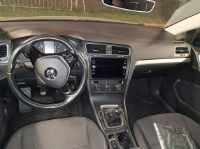 Volkswagen Golf - 2020