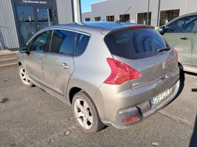 Peugeot 3008 - 2012