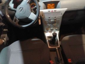 Opel Astra - 2009