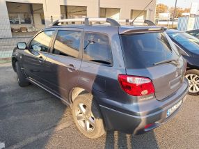 Mitsubishi Outlander - 2006