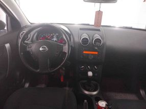 Nissan Qashqai - 2012