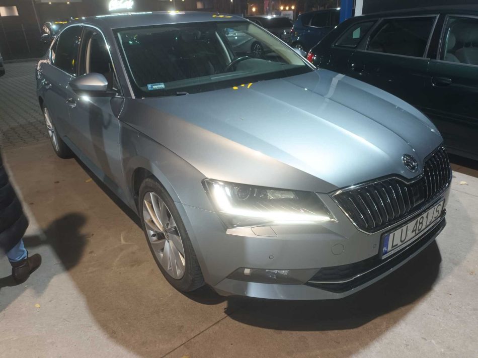 Skoda Superb - 2019
