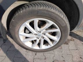 Land Rover Discovery Sport - 2016