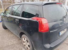 Peugeot 5008 - 2012