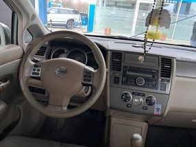 Nissan Tiida - 2007