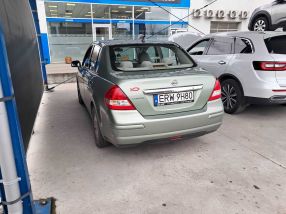 Nissan Tiida - 2007
