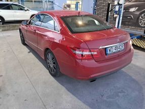 Mercedes-Benz E - 2012