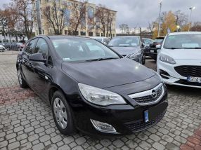 Opel Astra - 2010