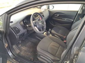 Kia Rio - 2011