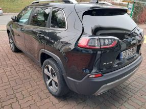 Jeep Cherokee - 2020