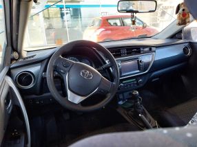 Toyota Auris - 2013
