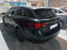 Toyota Avensis - 2016
