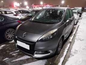 Renault Scenic - 2012