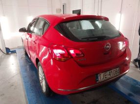 Opel Astra - 2014