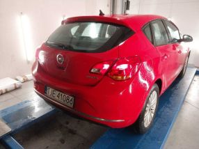 Opel Astra - 2014