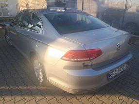 Volkswagen Passat - 2015