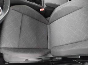 Volkswagen Golf - 2022